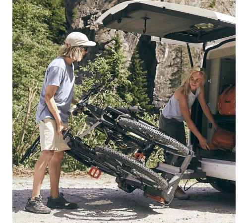 Платформа на фаркоп Thule VeloSpace XT для 3-х велосипедов, 939