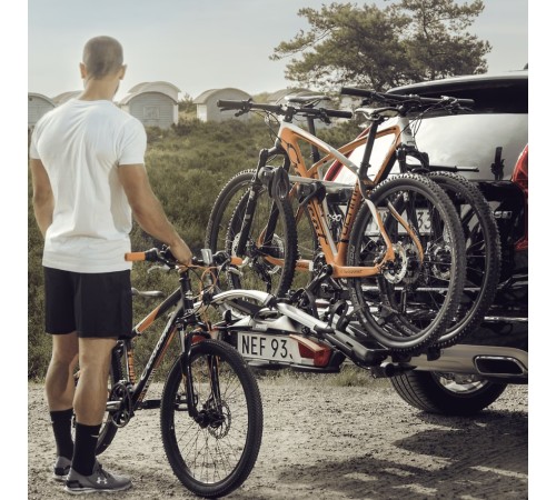Платформа на фаркоп Thule VeloCompact для 2-х велосипедов, 924